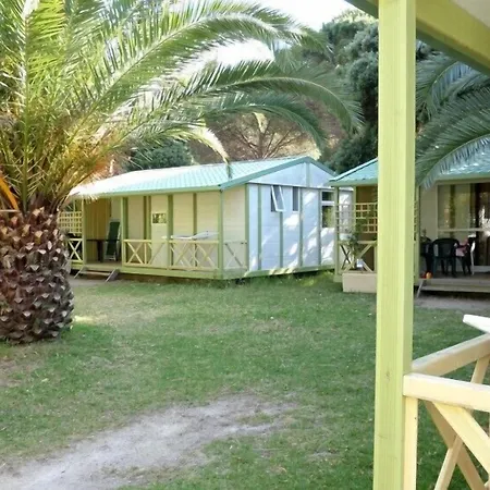 Ulvf U Libecciu ** Campsite Calvi (Corsica)