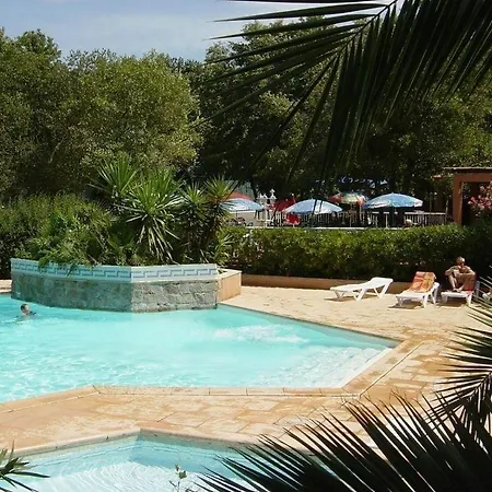 Campsite Ulvf U Libecciu ** Calvi (Corsica)