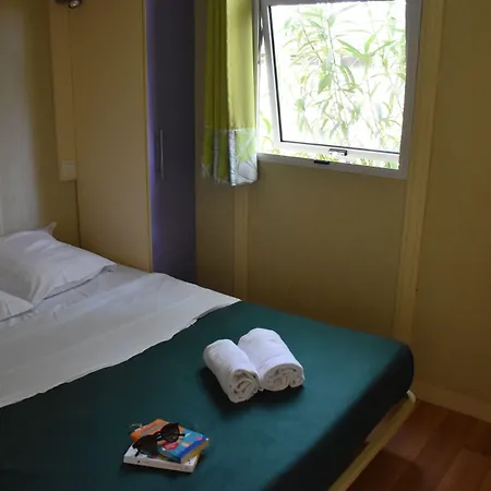 Camping Ulvf U Libecciu ** 2*