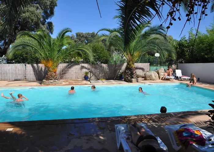 Camping Ulvf U Libecciu ** 2*