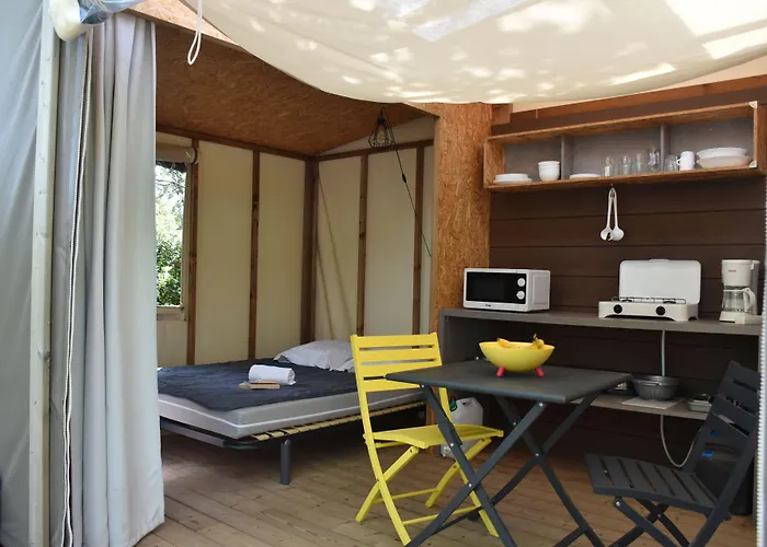 Ulvf U Libecciu ** 2* Calvi (Corsica)